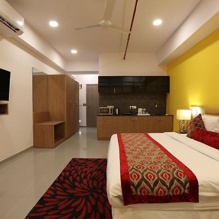 Hotel Downtown Gandhinagar Extérieur photo