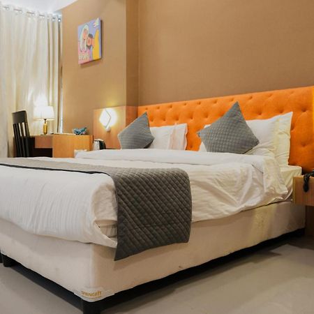 Hotel Downtown Gandhinagar Extérieur photo