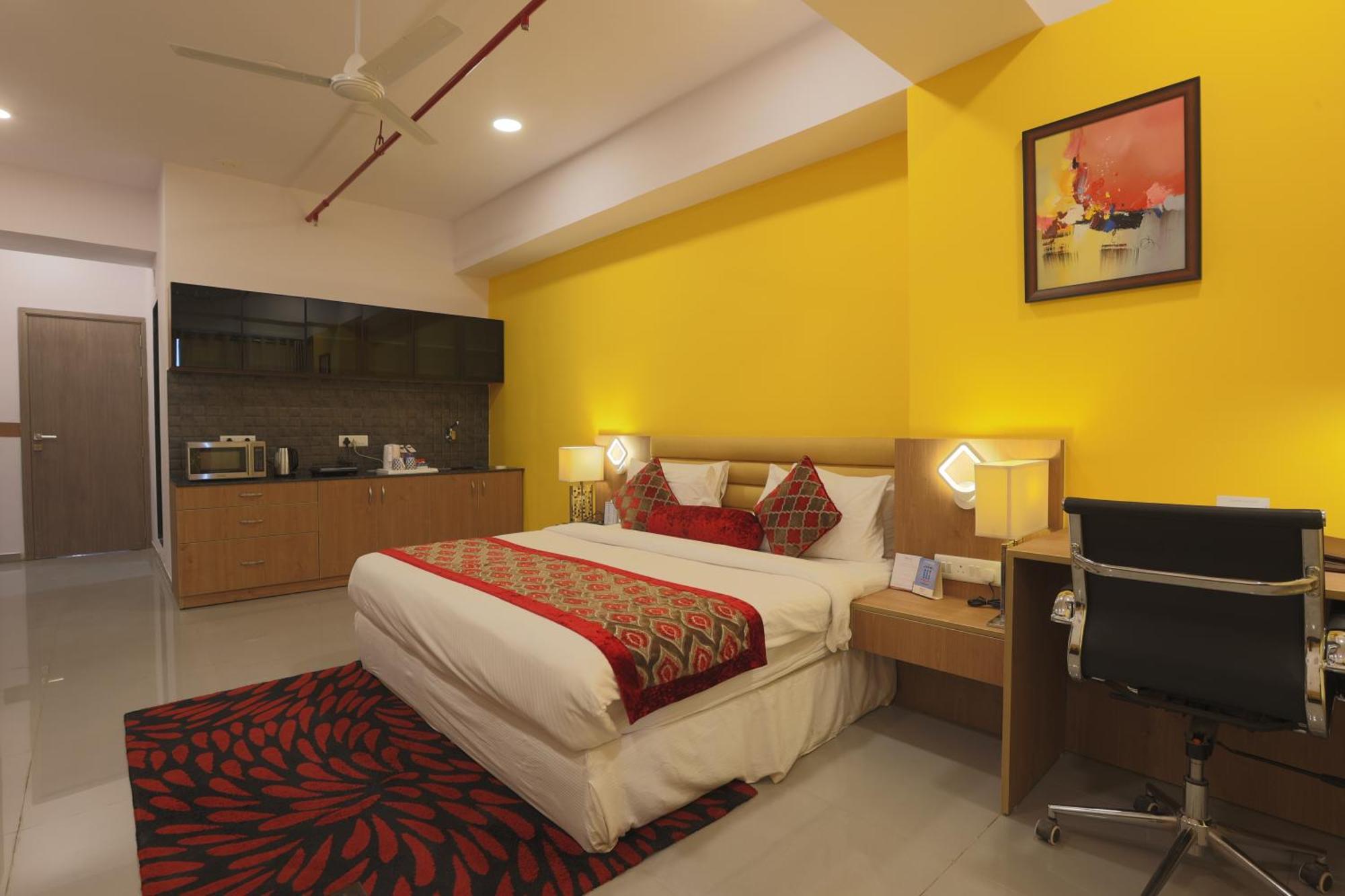 Hotel Downtown Gandhinagar Extérieur photo