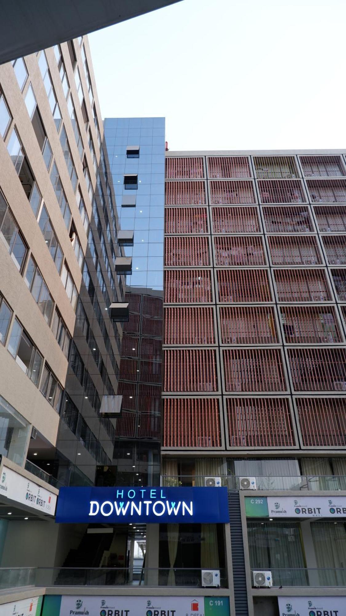Hotel Downtown Gandhinagar Extérieur photo