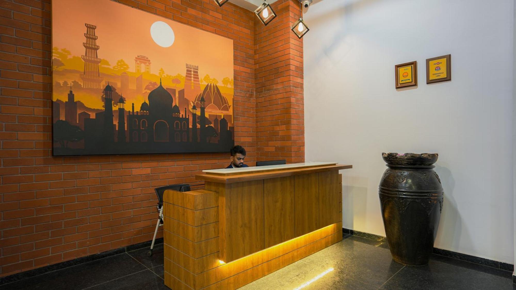 Hotel Downtown Gandhinagar Extérieur photo