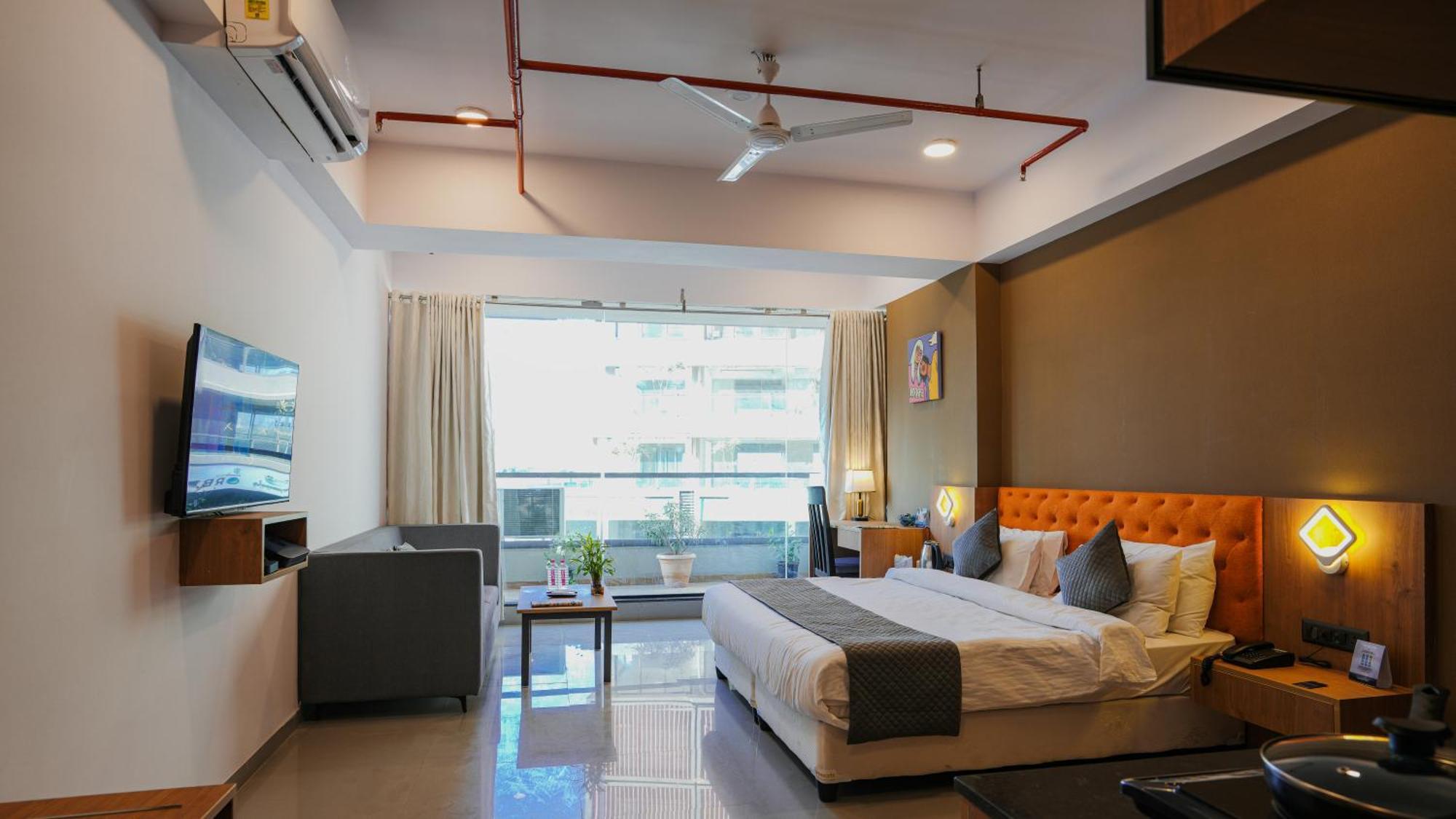 Hotel Downtown Gandhinagar Extérieur photo
