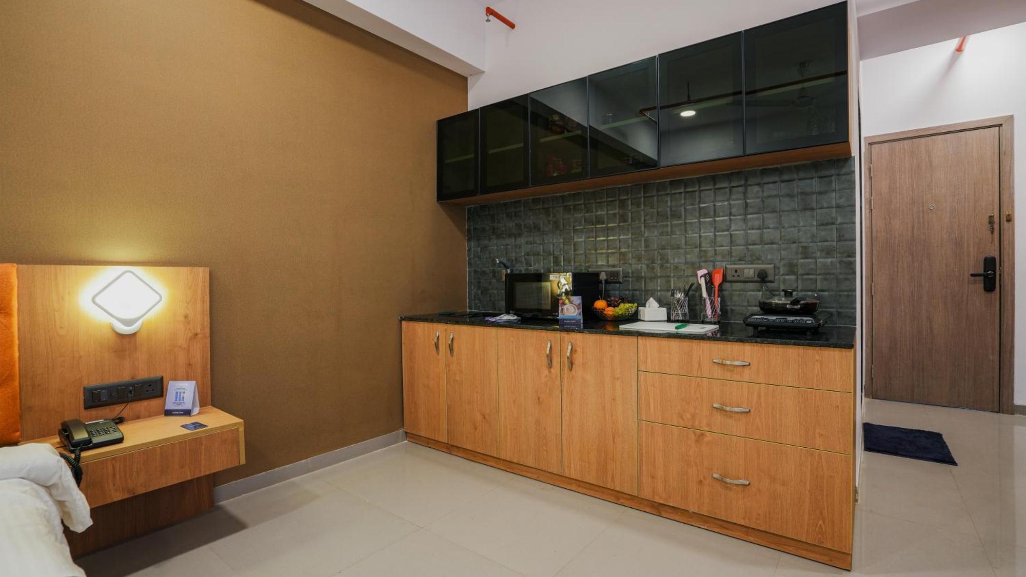 Hotel Downtown Gandhinagar Extérieur photo
