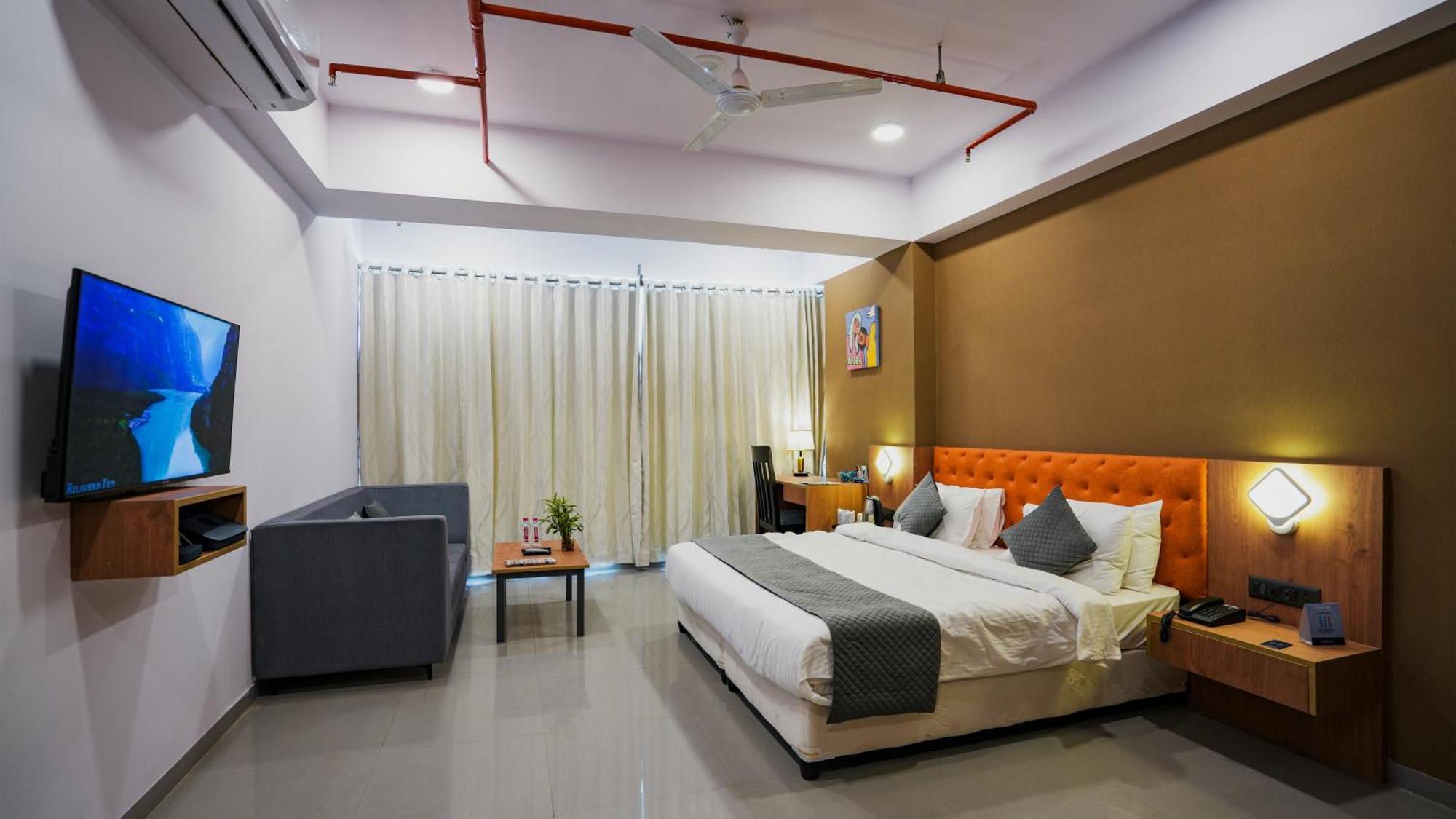 Hotel Downtown Gandhinagar Extérieur photo